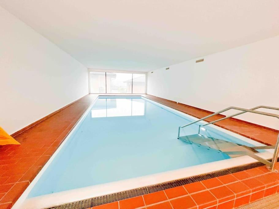 Bright Tiny Studio - Shared Pool & Sauna - Free Parking - Air Condition Muralto 외부 사진
